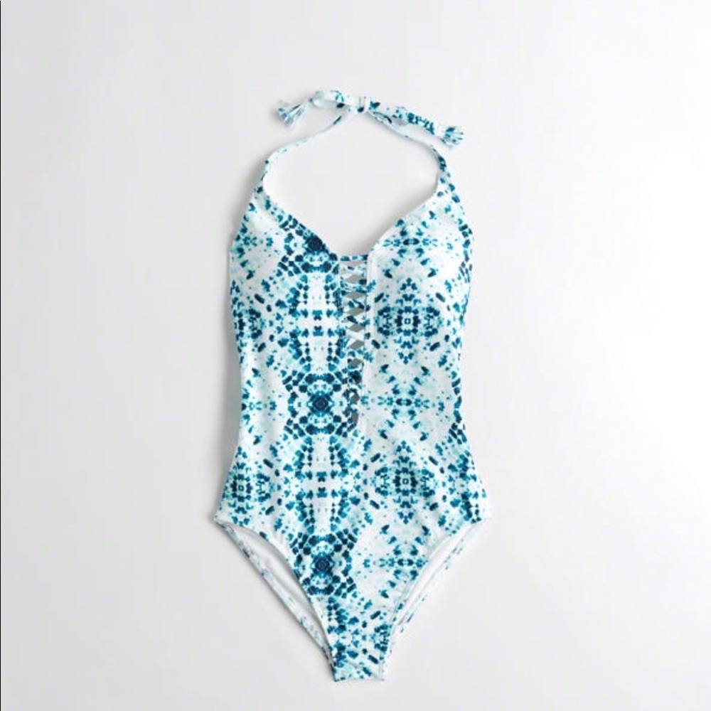 Hollister one piece bathing suit